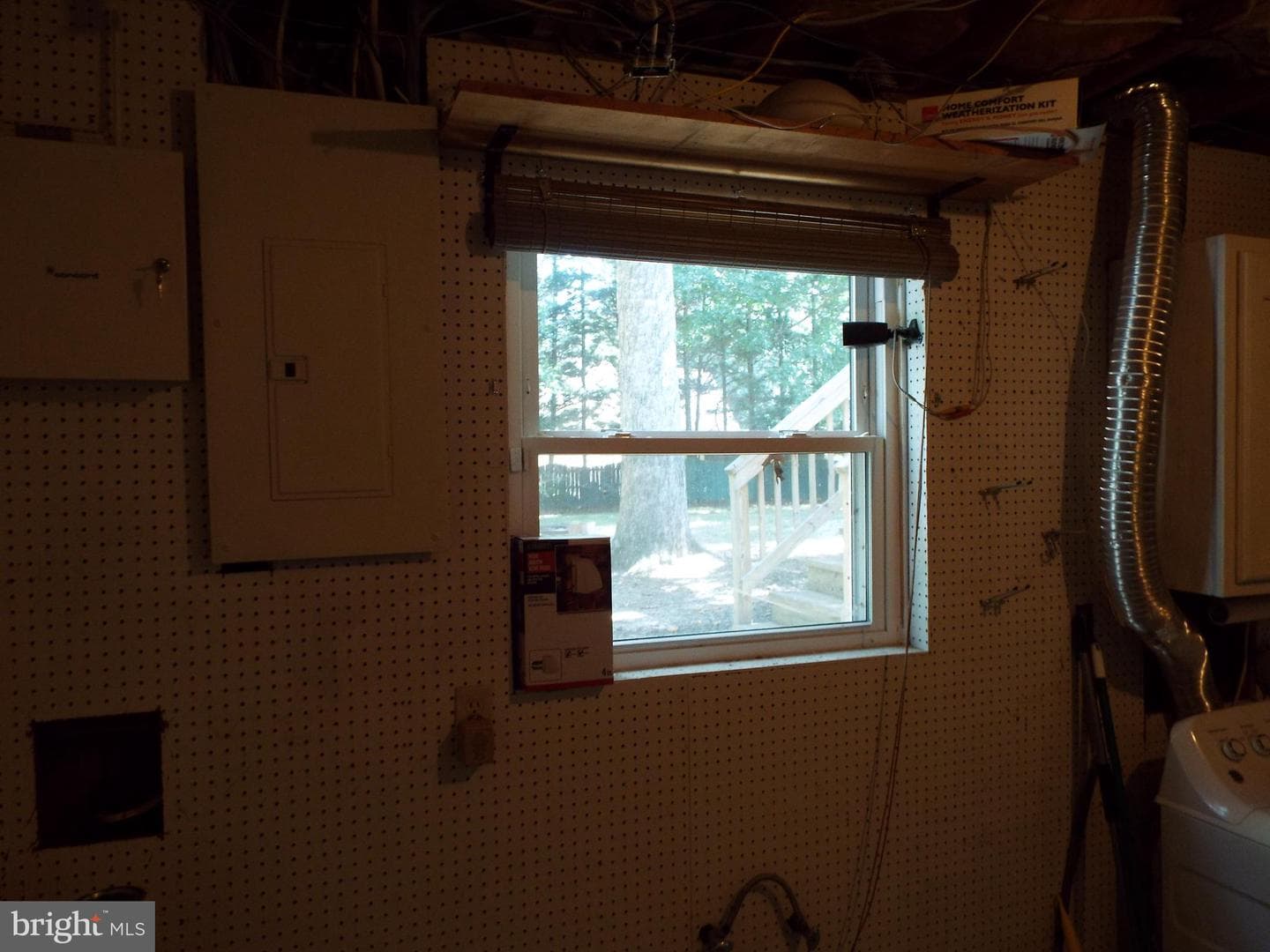 447 Albany Street photo 34