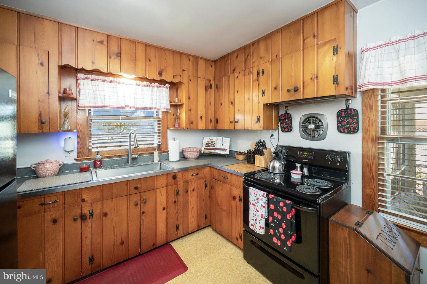 8625 Brock Road photo 11