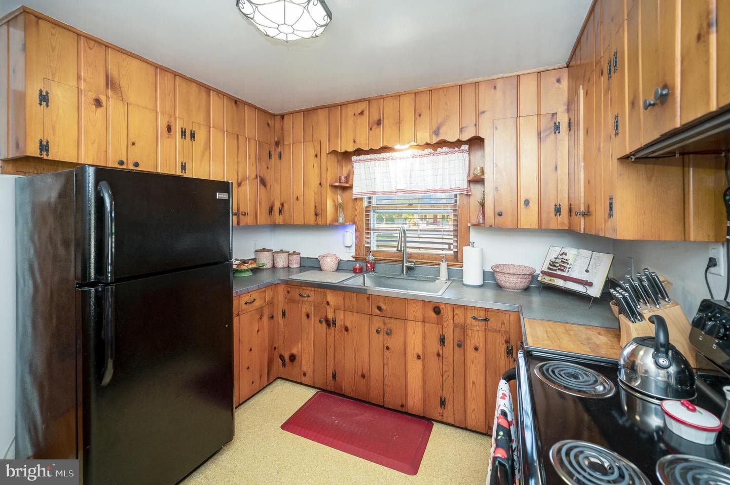 8625 Brock Road photo 12