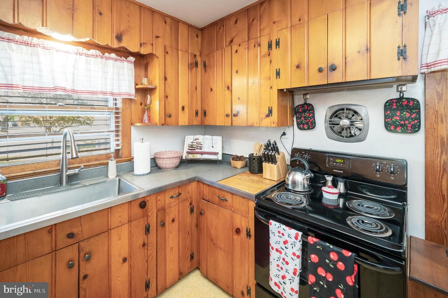 8625 Brock Road photo 14