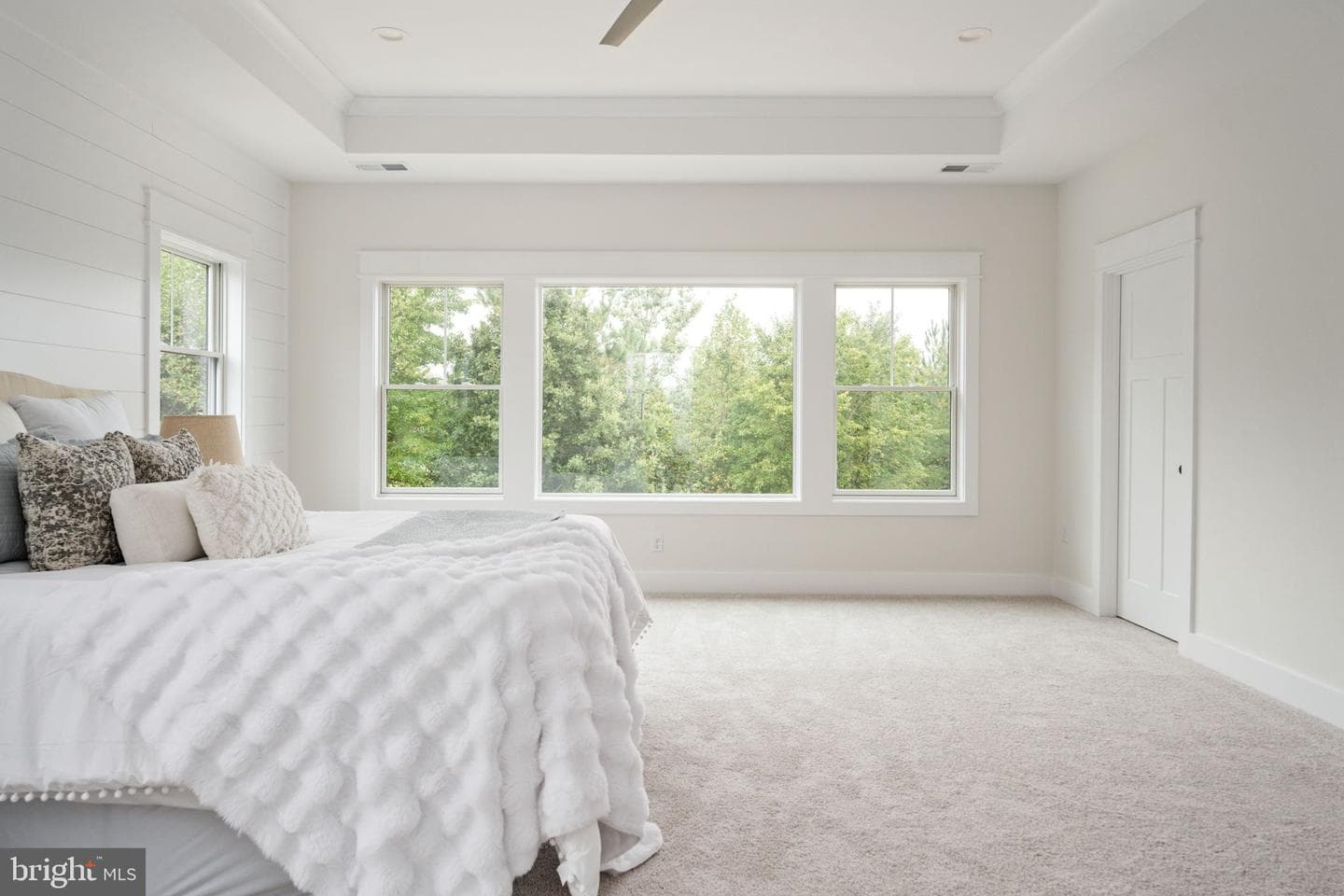 8537 Highclere Lane photo 39