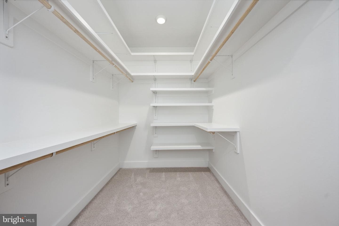 8537 Highclere Lane photo 40