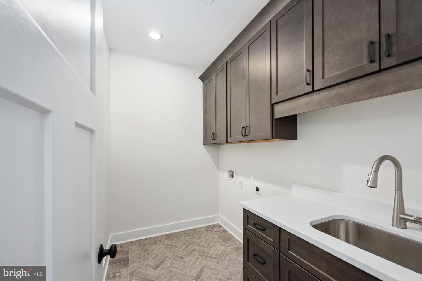 8537 Highclere Lane photo 58