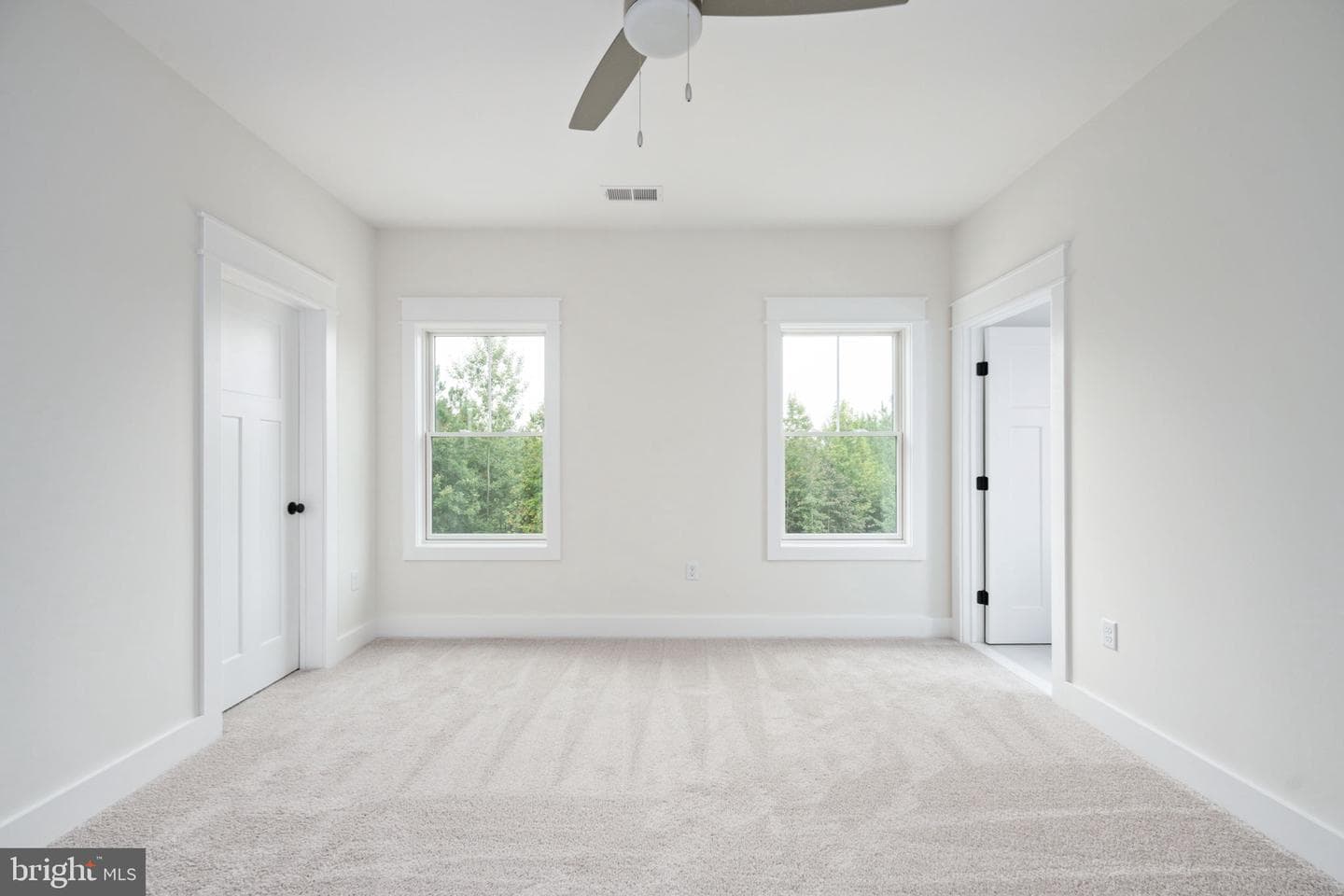 8537 Highclere Lane photo 63