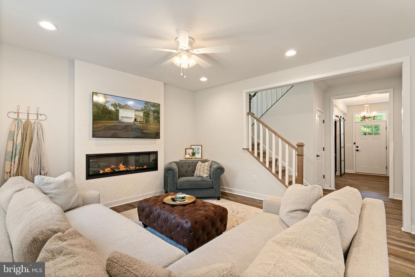 12819 Faulconers Court photo 8
