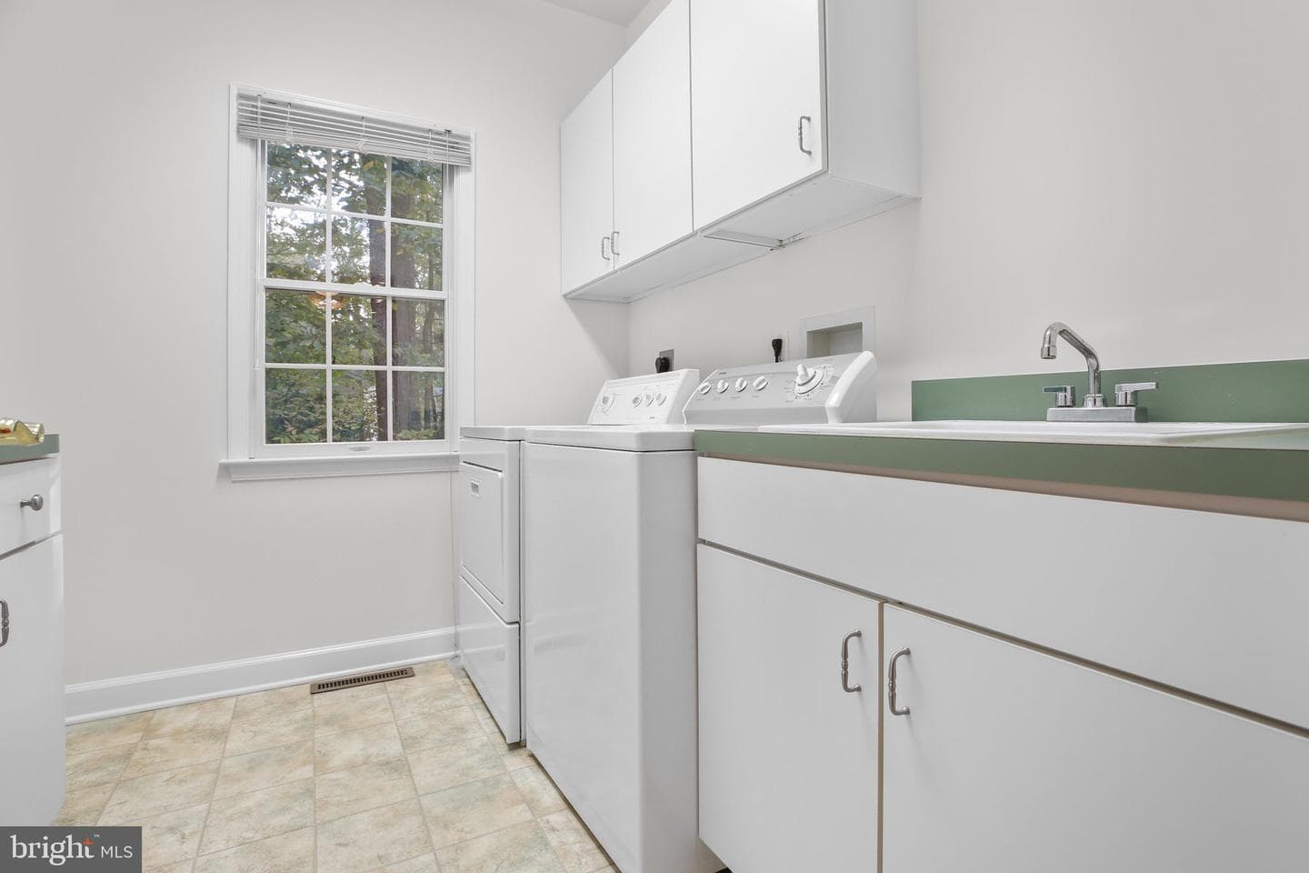 12805 Lake Wilderness Lane photo 44