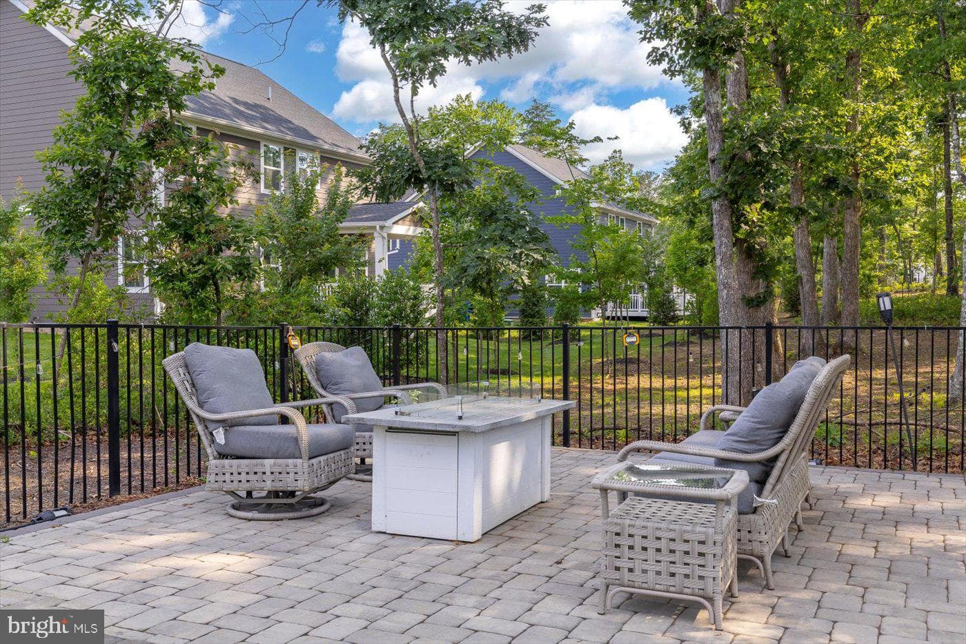 11326 Oakville Lane photo 48