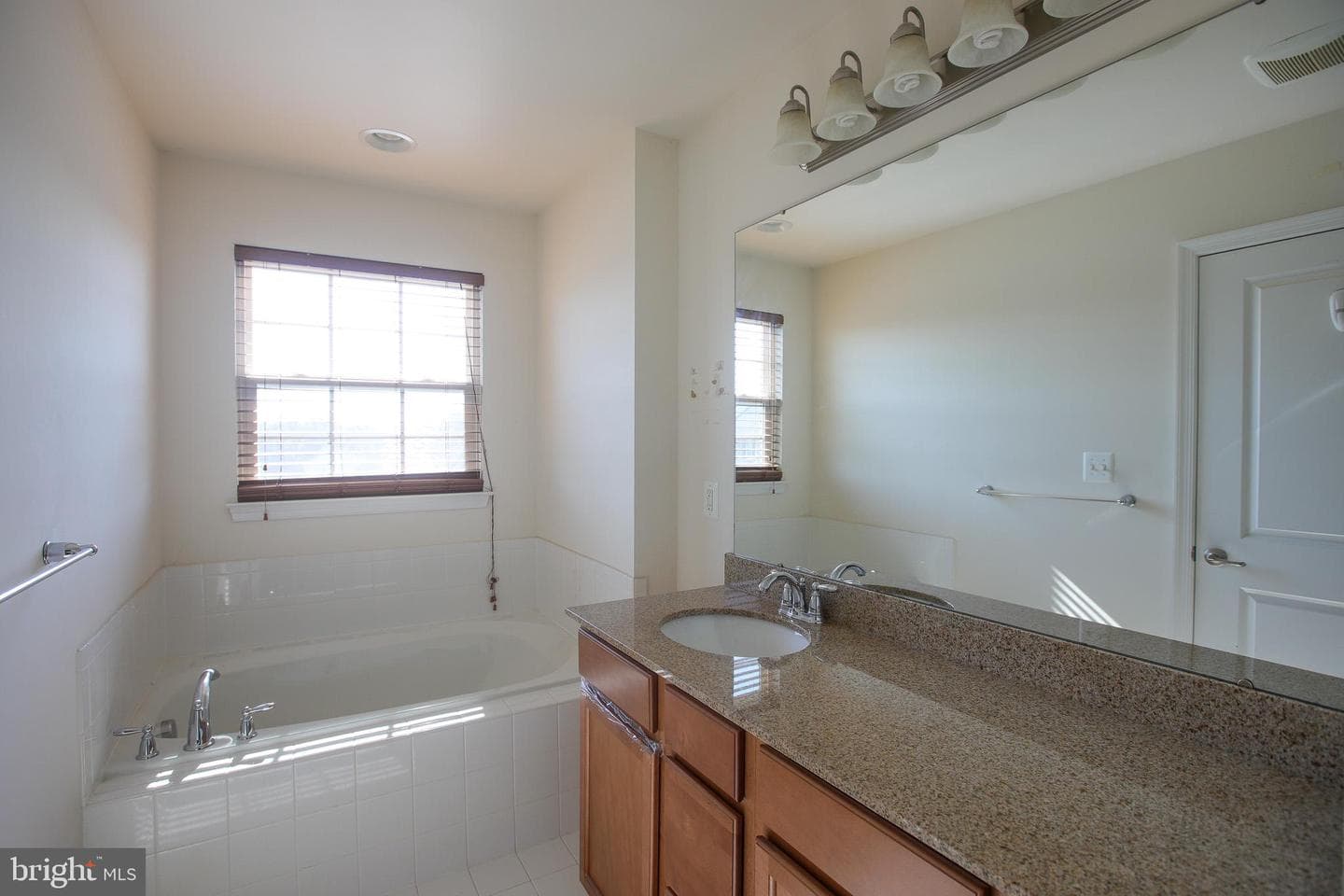 3101 Alliance Court photo 21