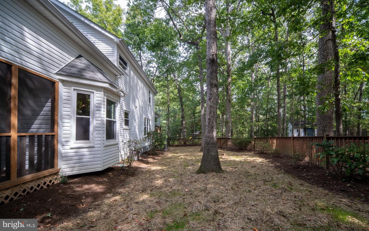 9801 Kenmore photo 41