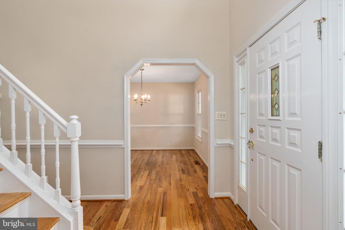 9801 Kenmore photo 5