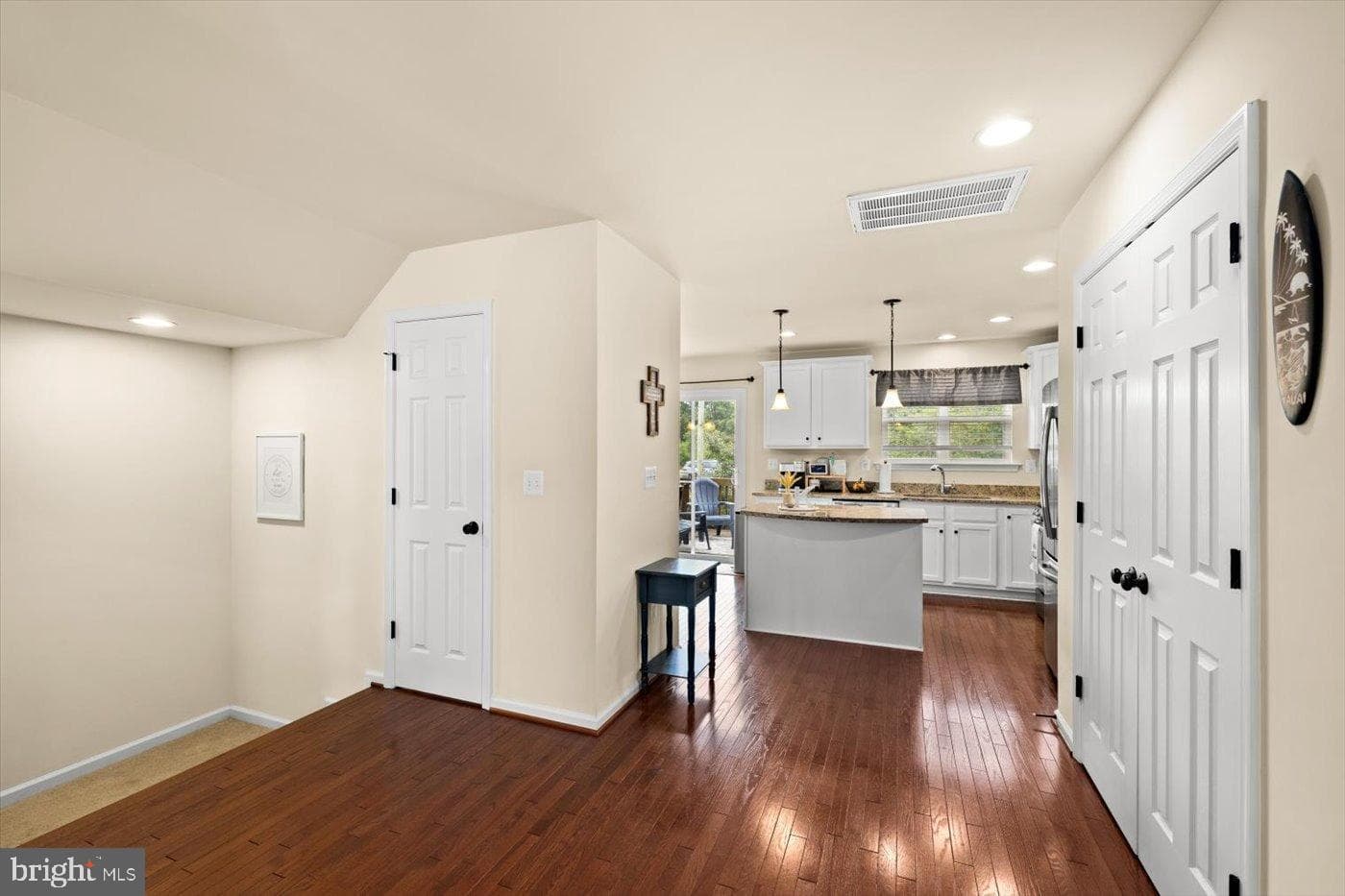 2338 Drake Ln photo 17