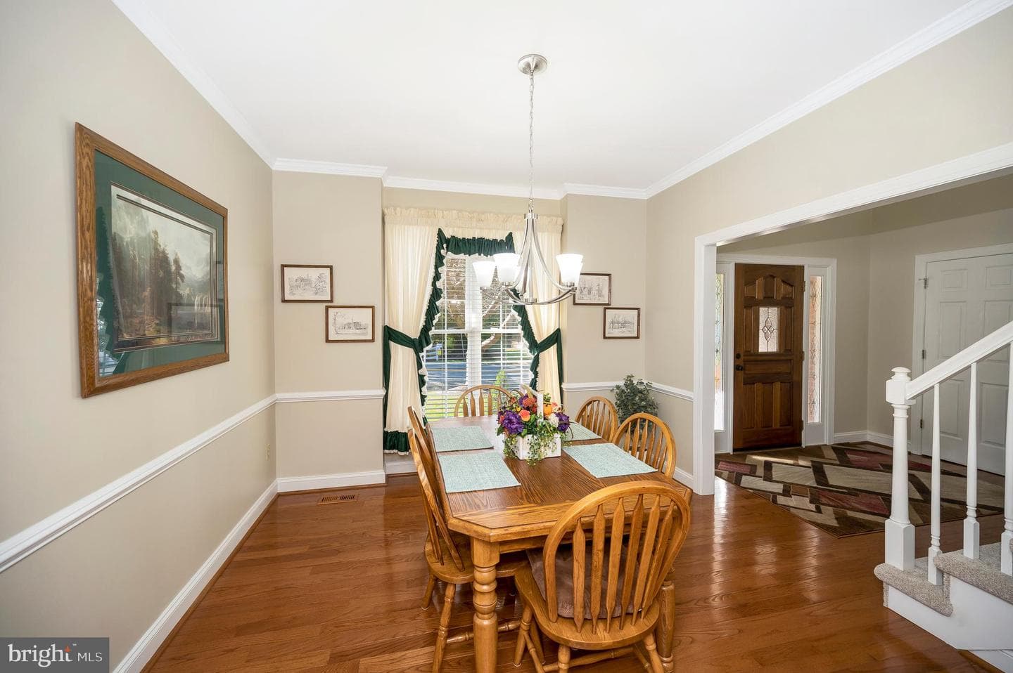 10219 Colechester Street photo 30