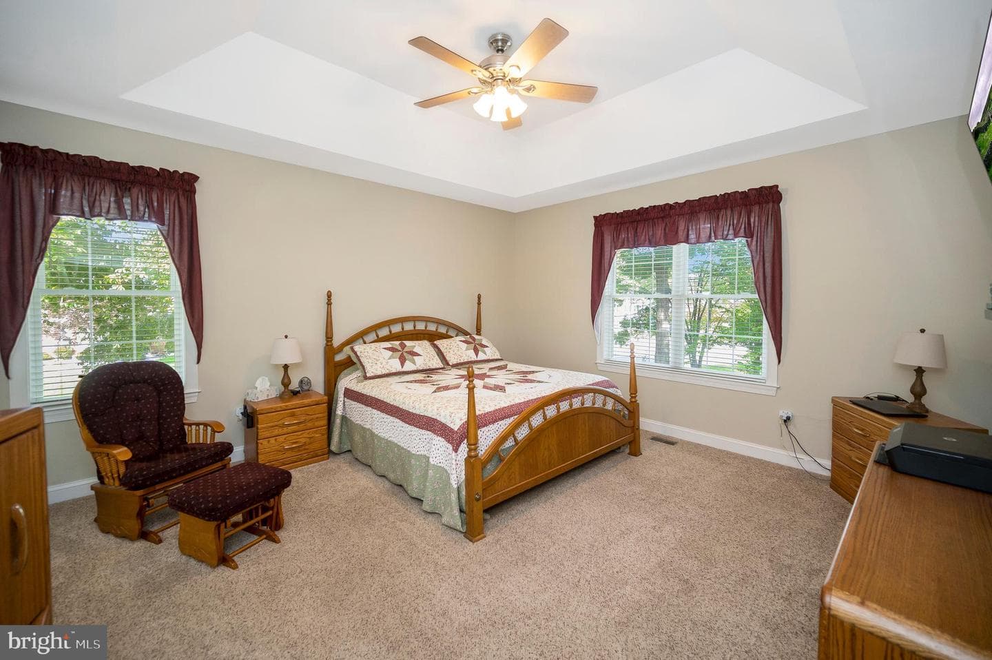 10219 Colechester Street photo 31