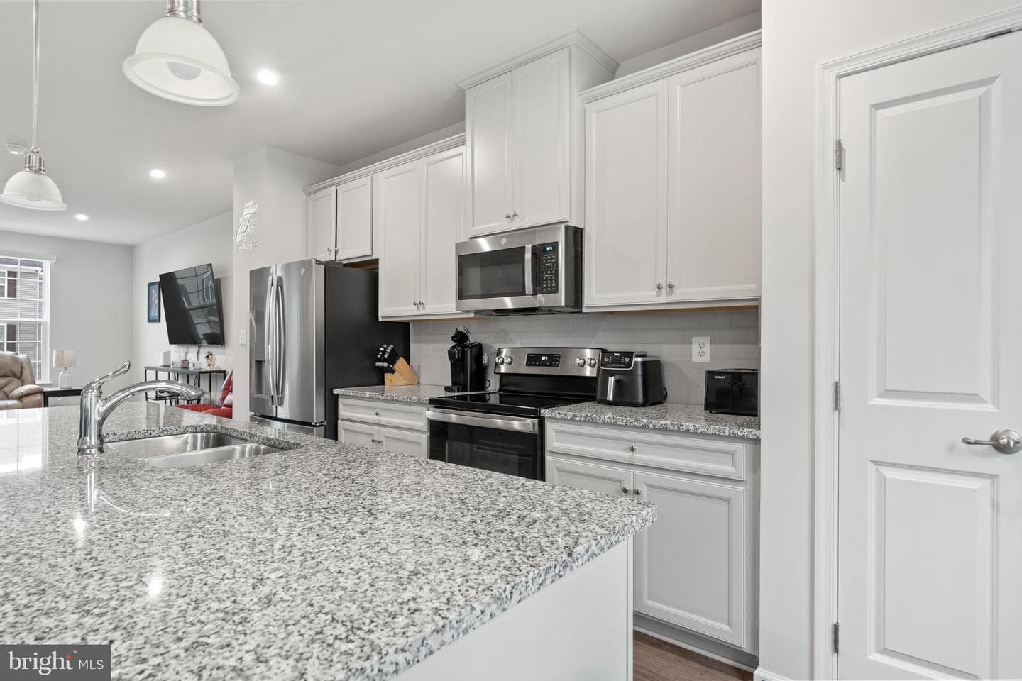 8809 Stevenson Lane photo 18