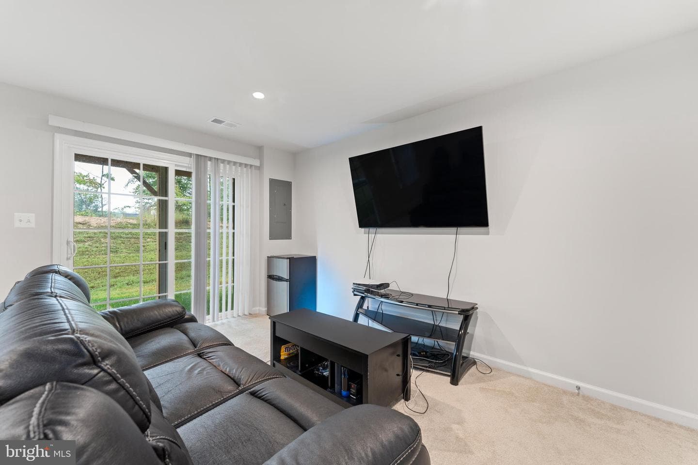 8809 Stevenson Lane photo 7