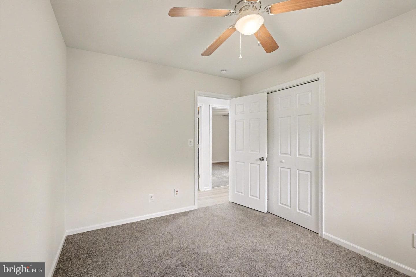 415 Cooper Street photo 25