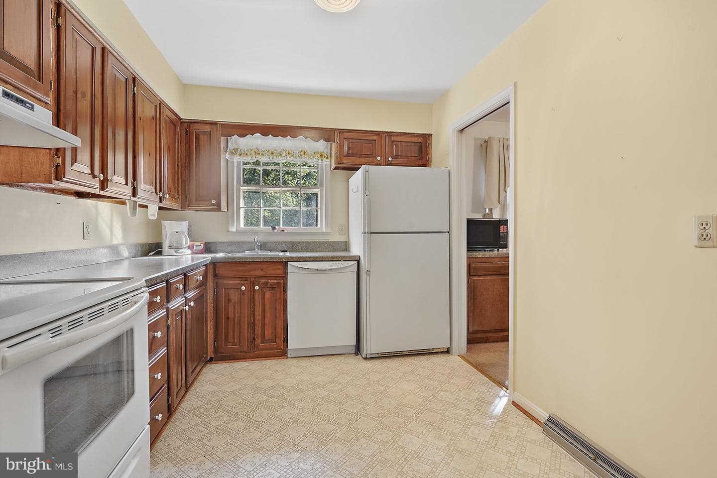 100 Lombardy Drive photo 10