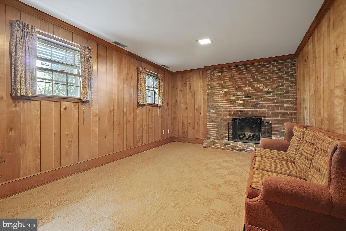 100 Lombardy Drive photo 26