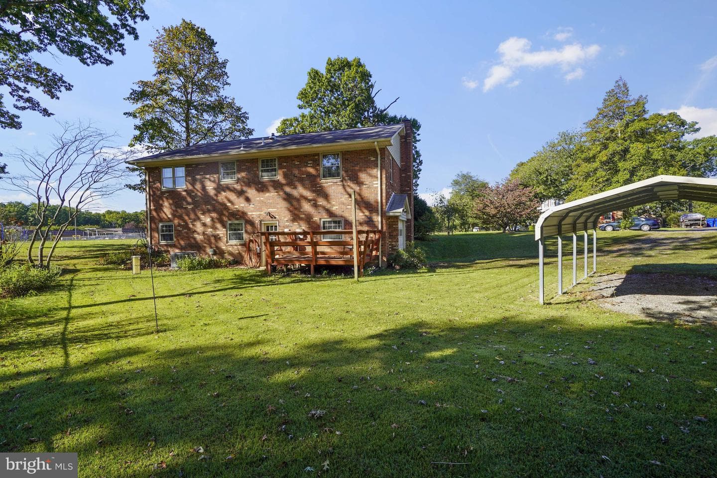 100 Lombardy Drive photo 36