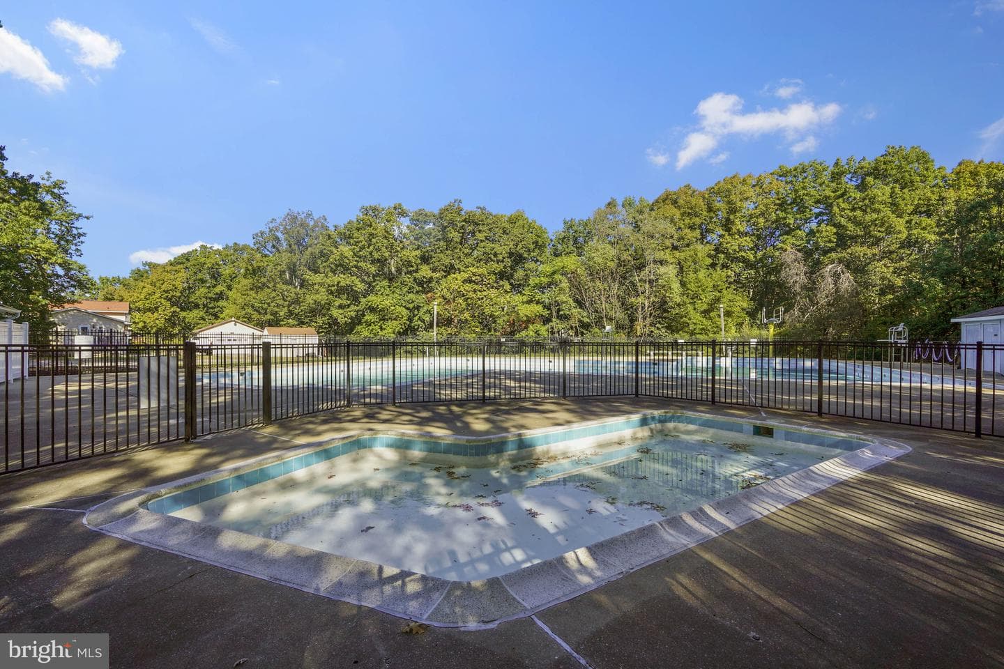 100 Lombardy Drive photo 42