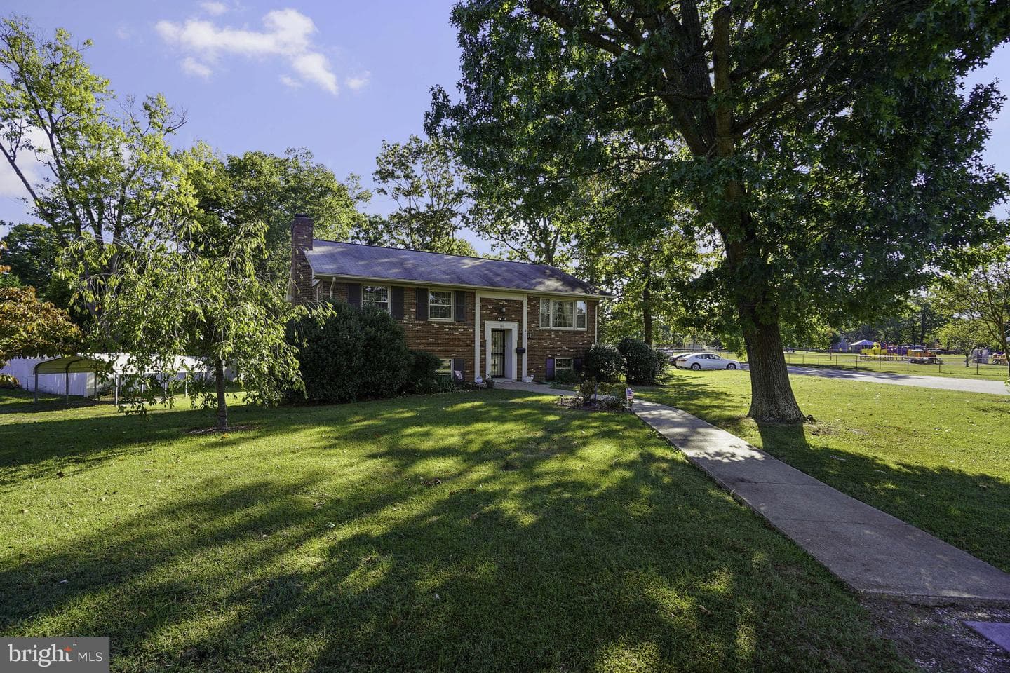 100 Lombardy Drive photo 65