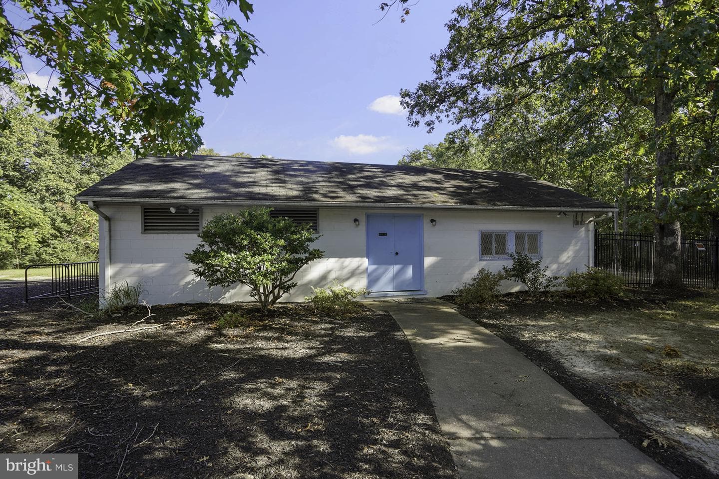 100 Lombardy Drive photo 66