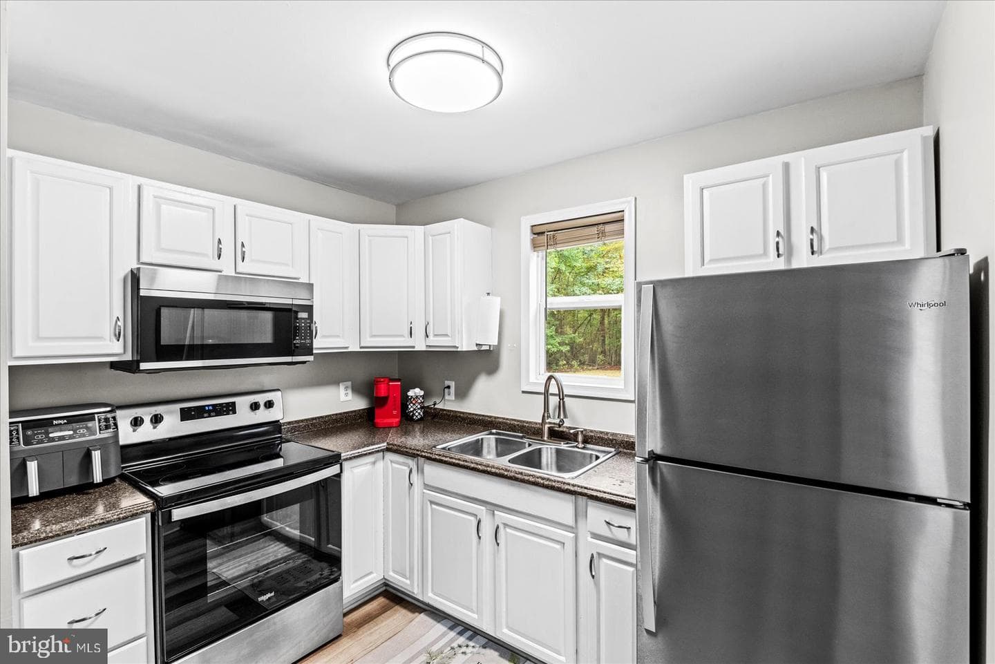 11402 Railroad Lane photo 10