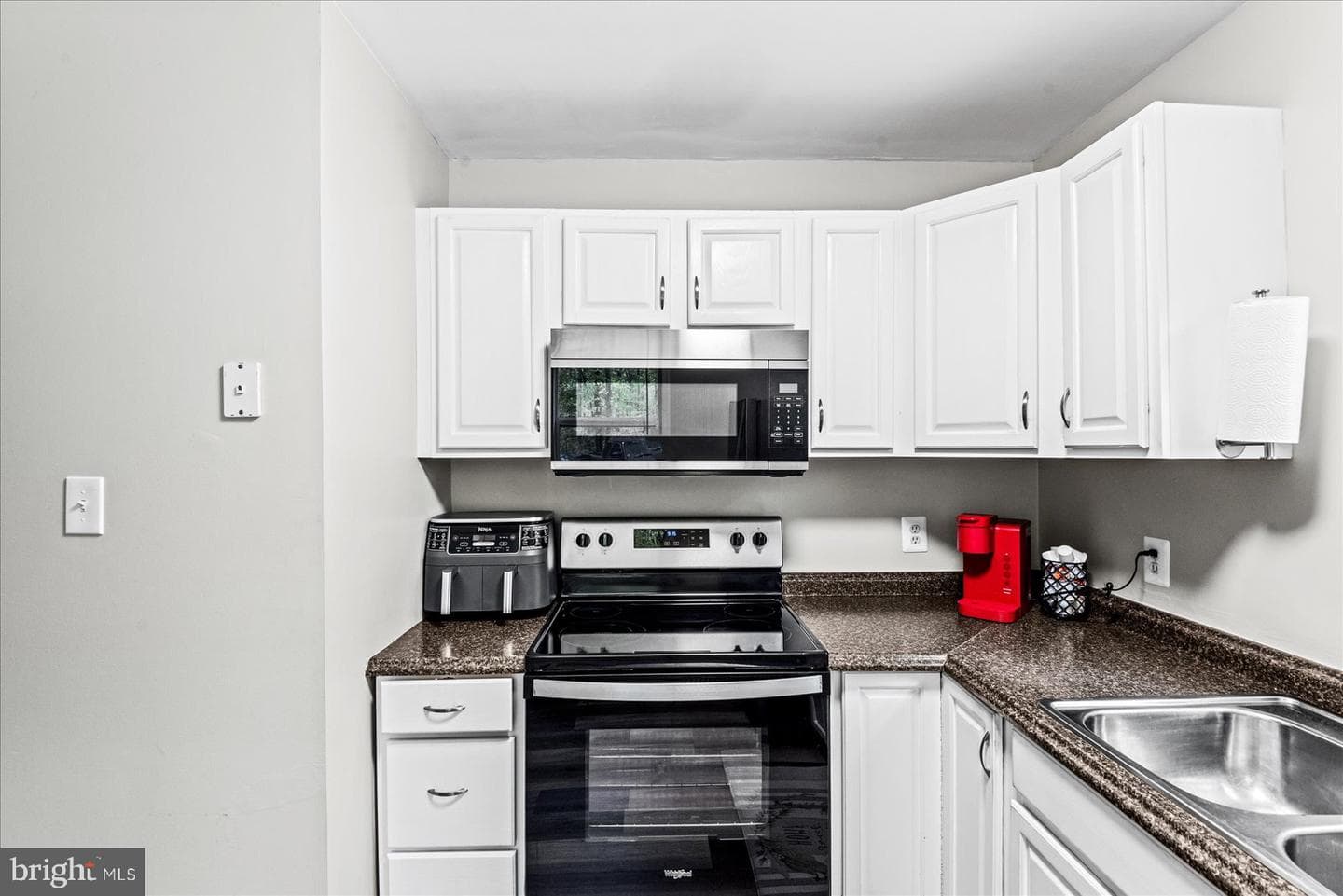 11402 Railroad Lane photo 11
