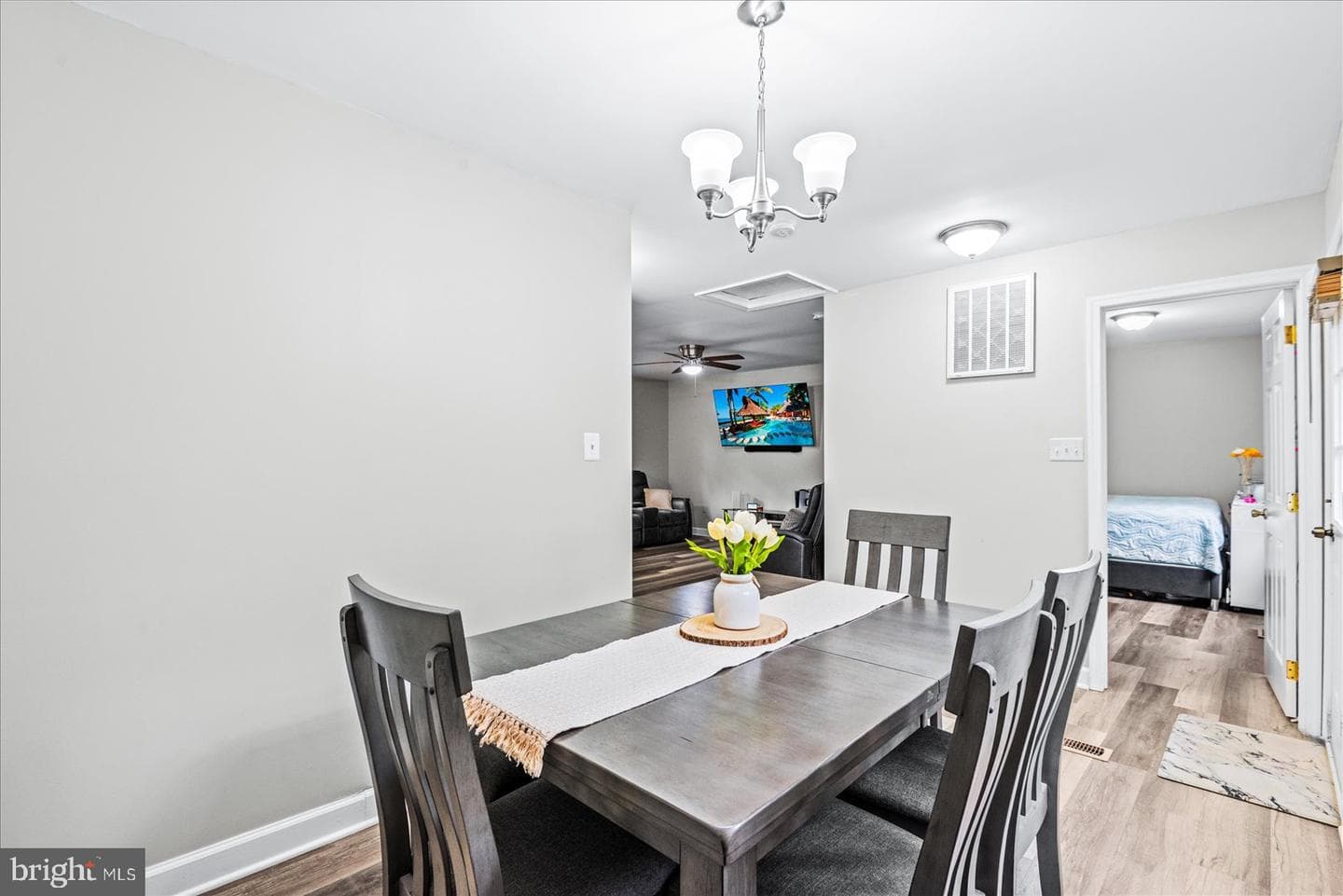 11402 Railroad Lane photo 14
