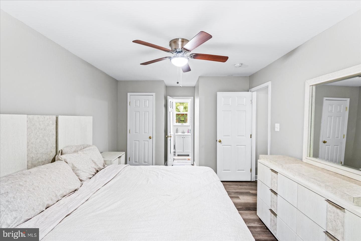 11402 Railroad Lane photo 17