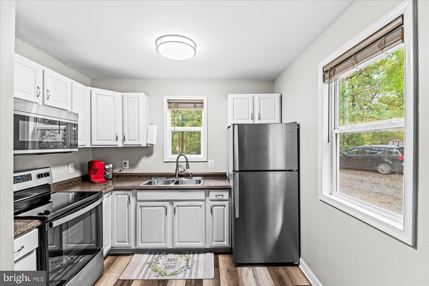 11402 Railroad Lane photo 9