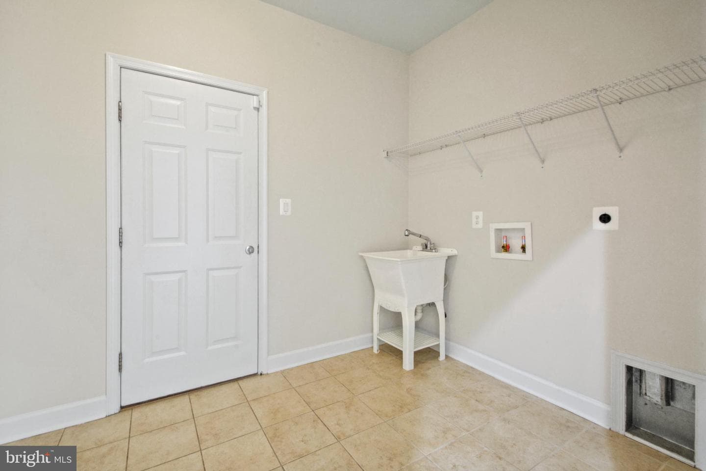 5607 Cedar Mountain Court photo 16