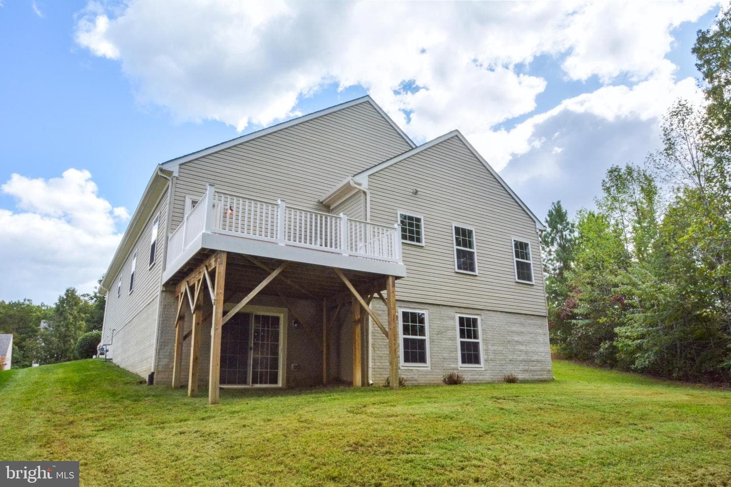 5607 Cedar Mountain Court photo 4