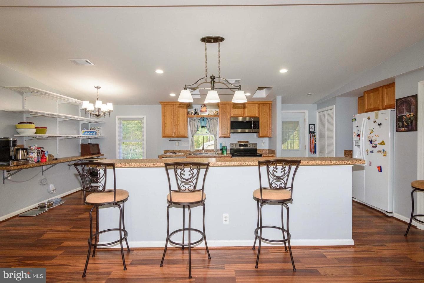 5924 Bradley Lane photo 10