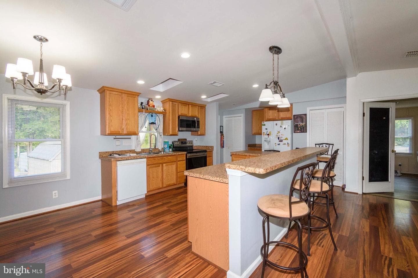 5924 Bradley Lane photo 15