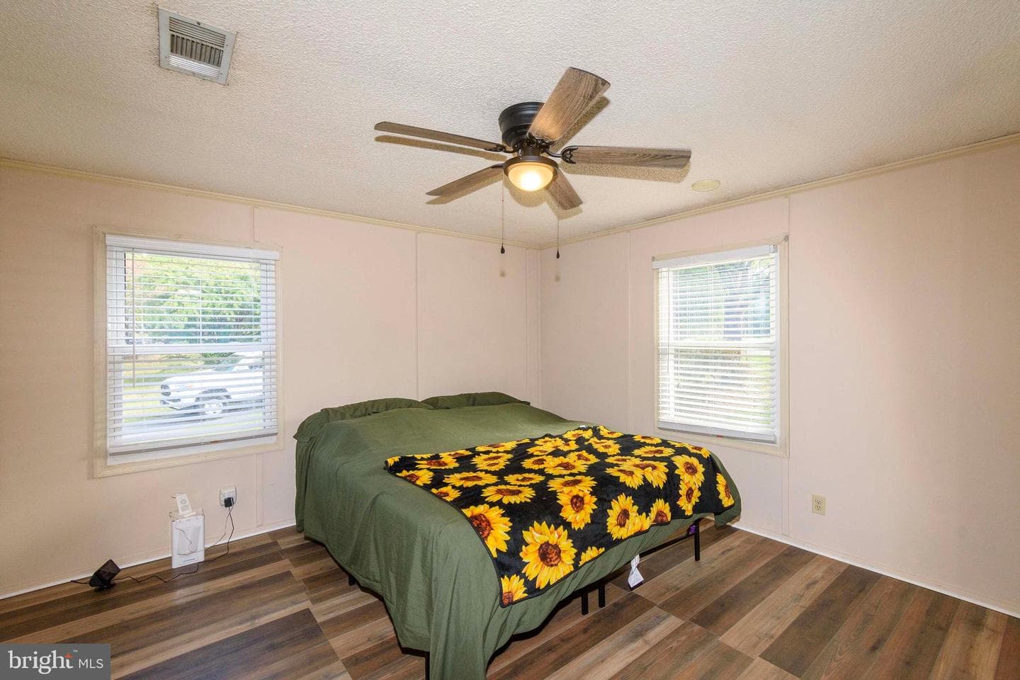 5924 Bradley Lane photo 17