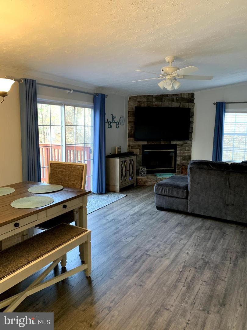 3322 River Bend Court photo 18