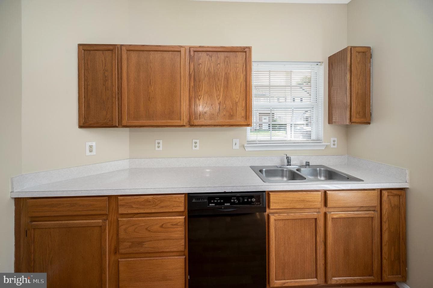 2901 Broyhill Court photo 7