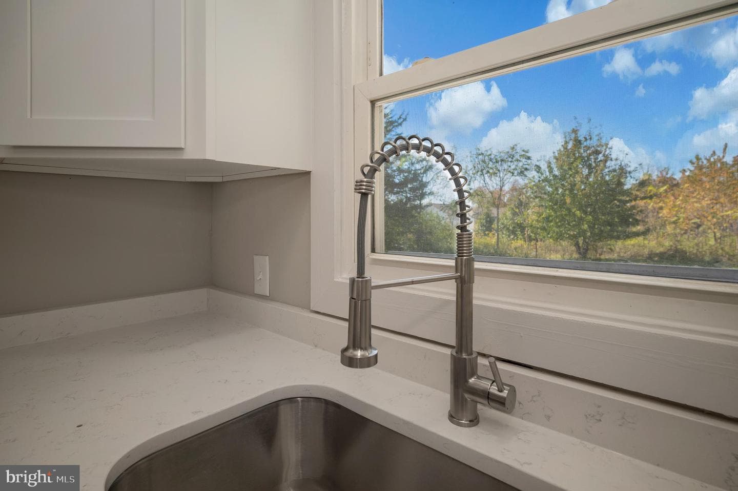 12008 Andora Drive photo 8