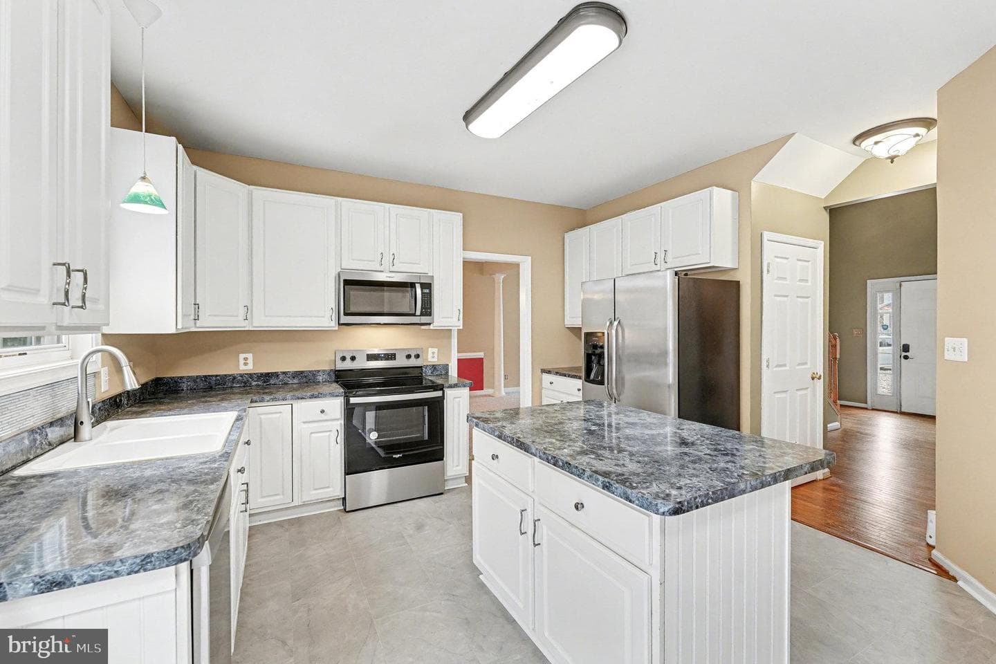 11016 N Lamont Court photo 9