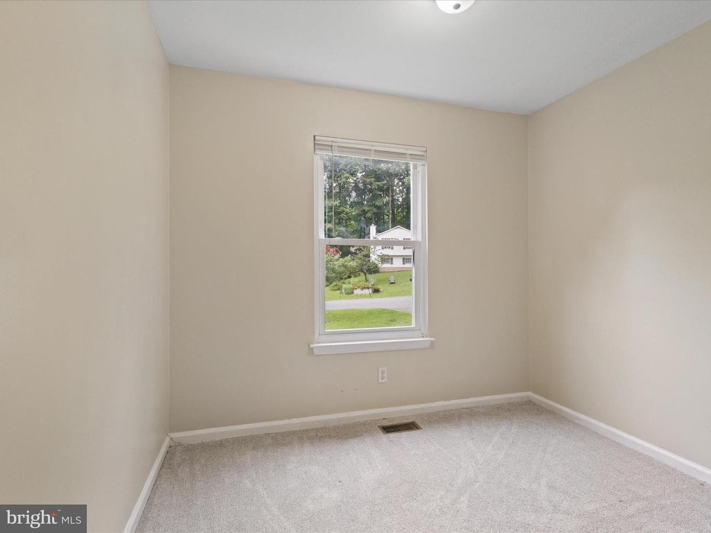 10611 Cobblestone Drive photo 17