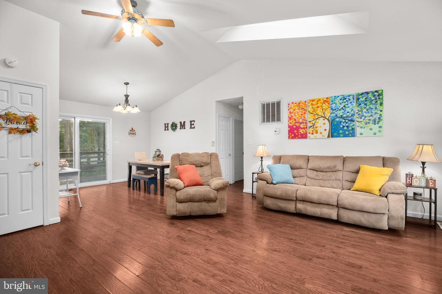 10304 Bayberry Lane photo 3