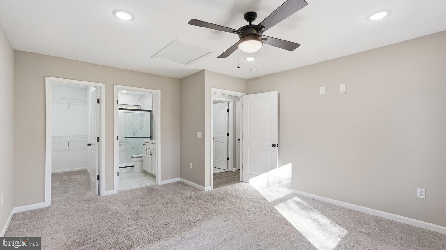 8012 Flippo Drive photo 17