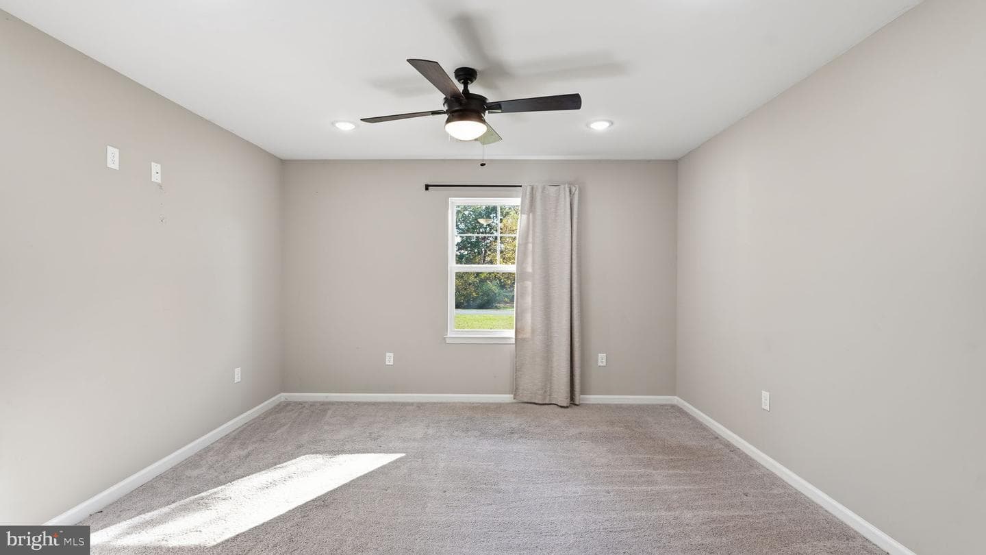 8012 Flippo Drive photo 25