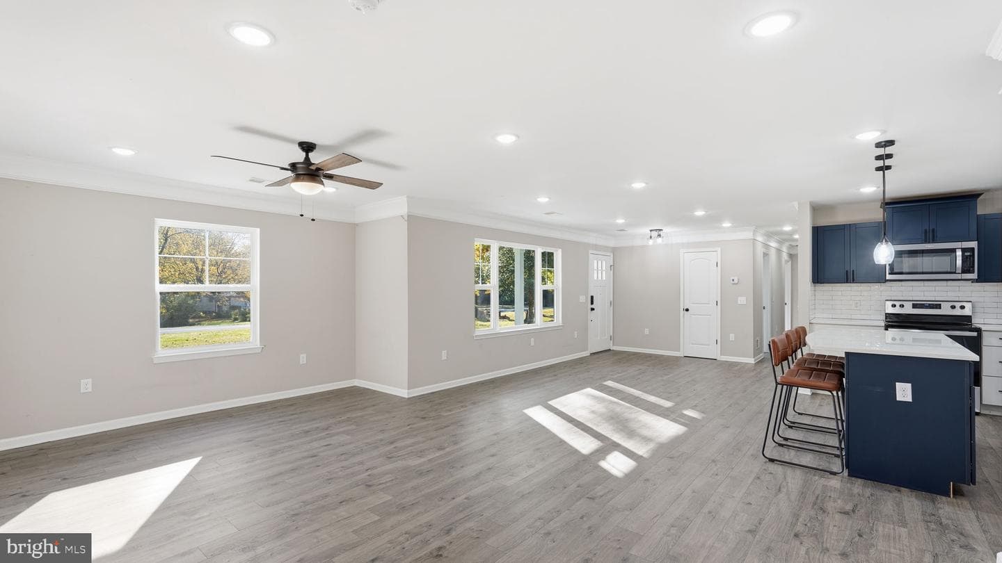 8012 Flippo Drive photo 3