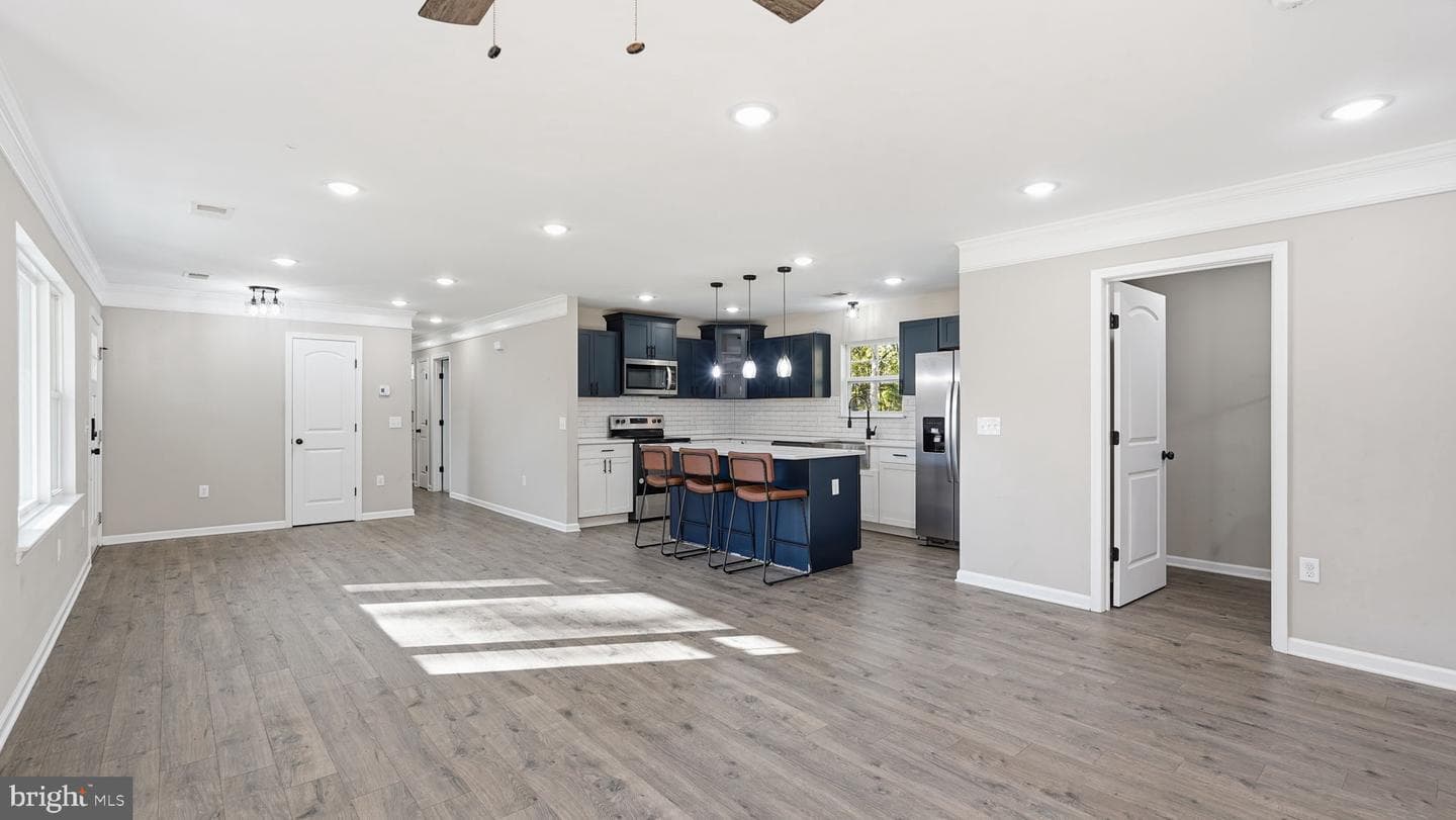 8012 Flippo Drive photo 9