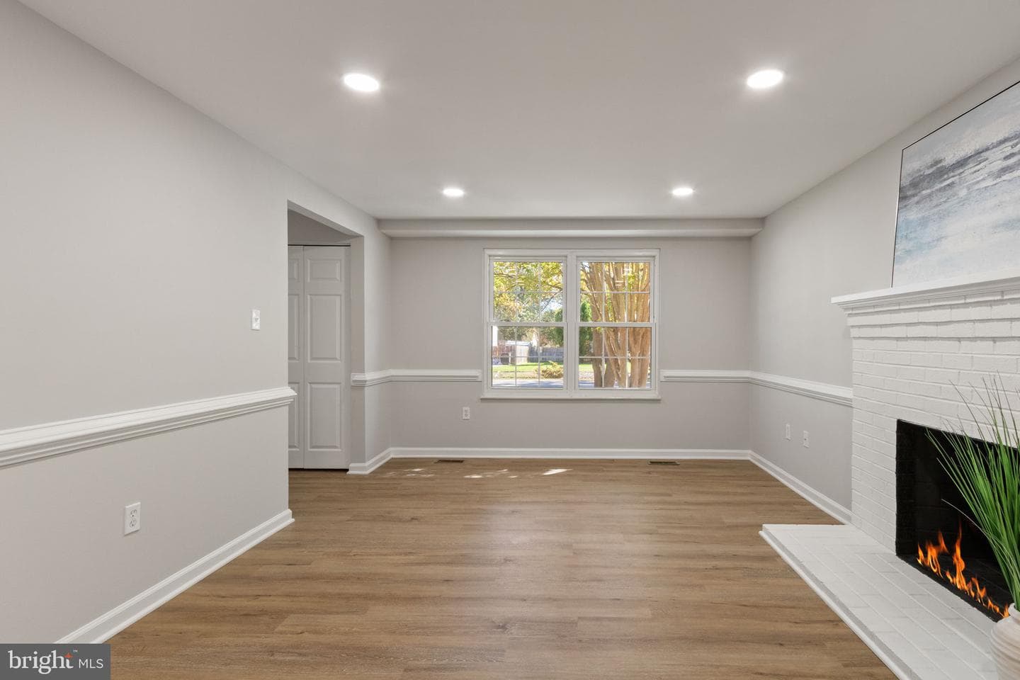 11708 Eisenhower Lane photo 16