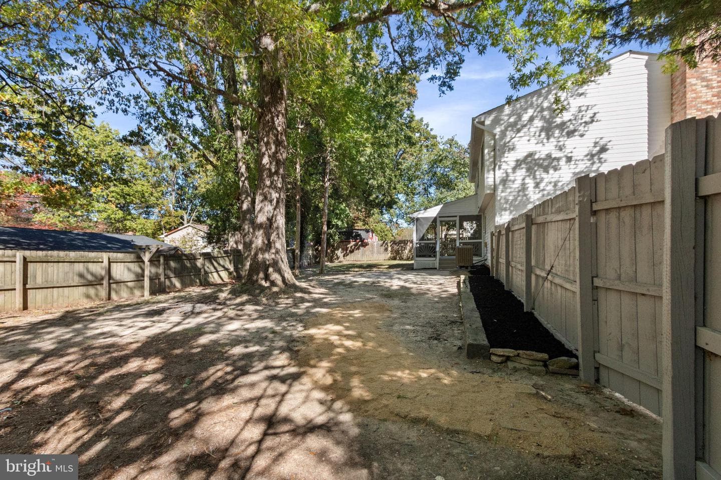 11708 Eisenhower Lane photo 38