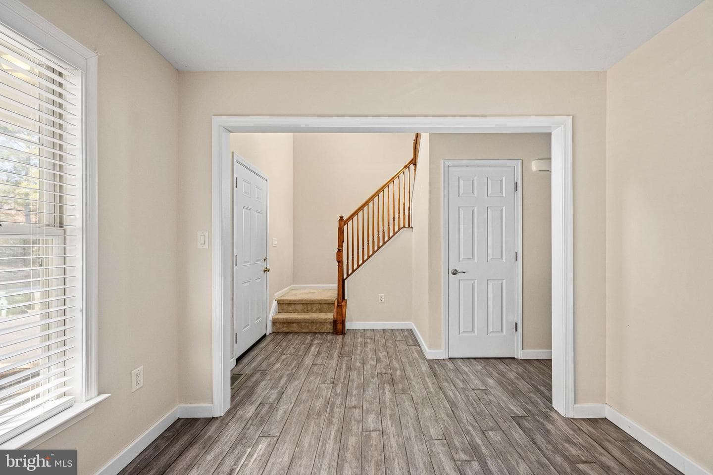 10127 Sharon Springs Drive photo 14