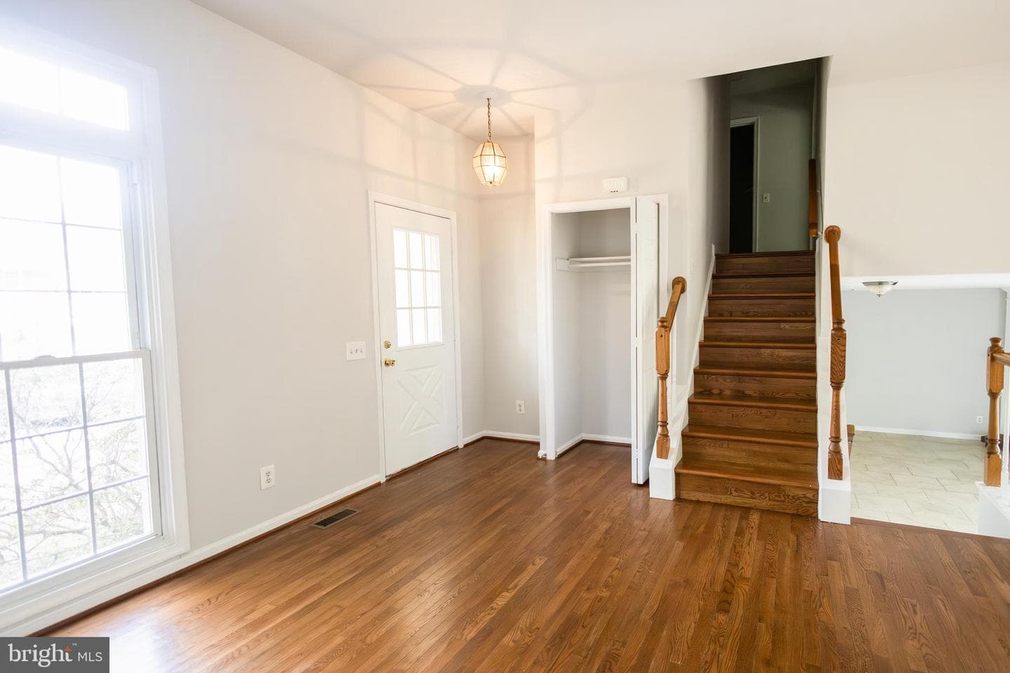 5810 Cascade Drive photo 5